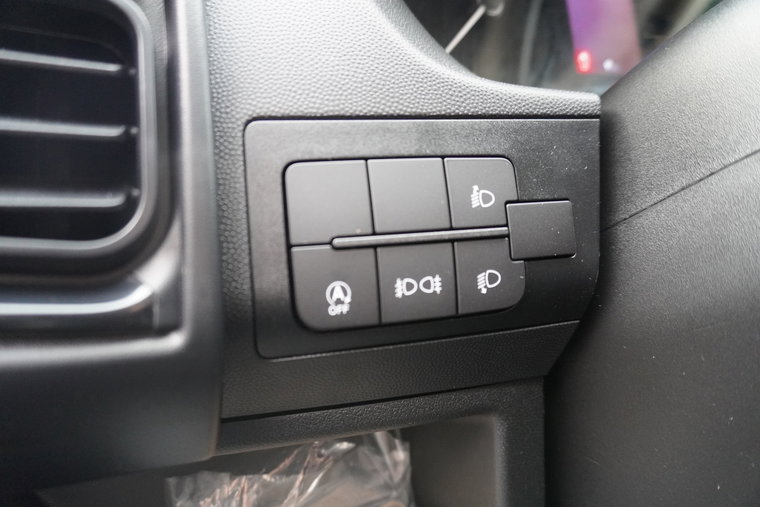Vehicle Image 24