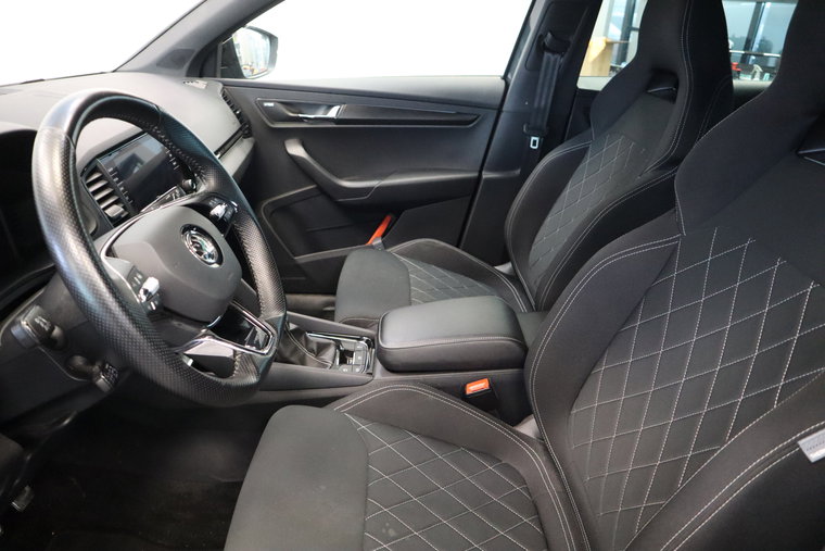 Vehicle Image 9