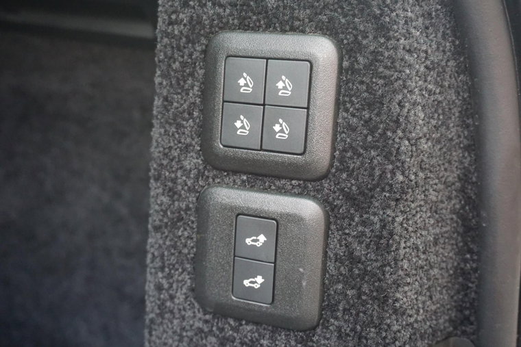 Vehicle Image 37