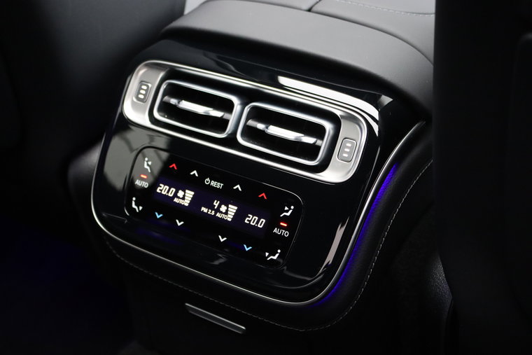 Vehicle Image 45