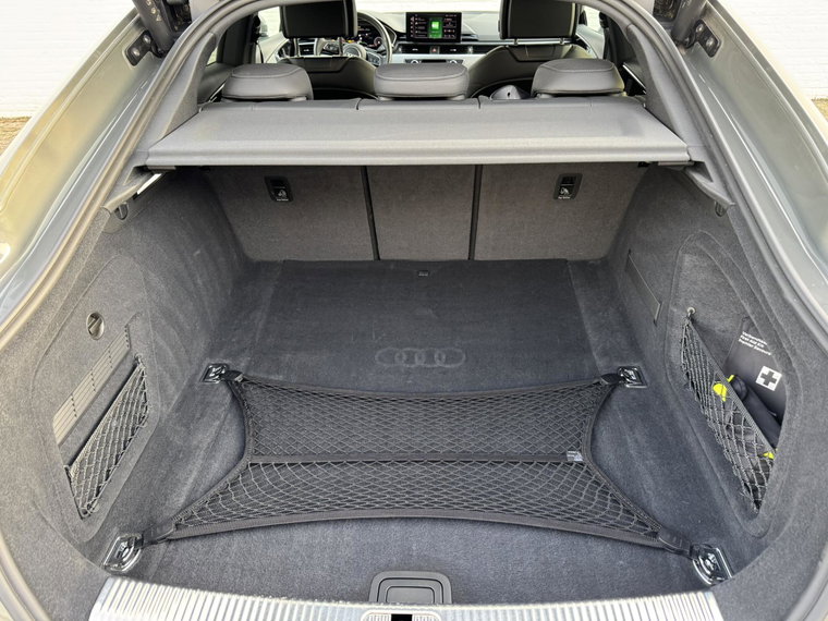 Vehicle Image 23