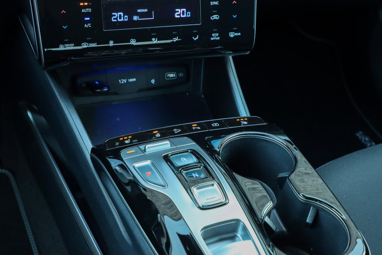 Vehicle Image 32