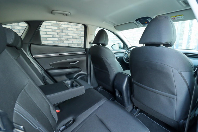 Vehicle Image 8
