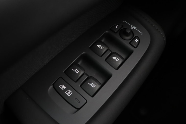Vehicle Image 49