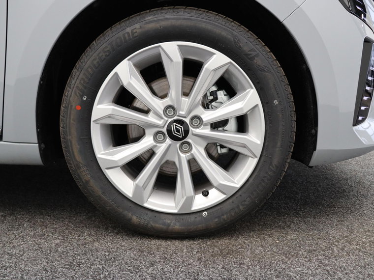 Vehicle Image 23