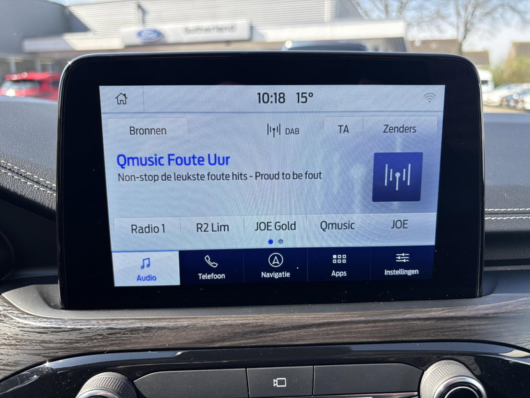 Vehicle Image 19