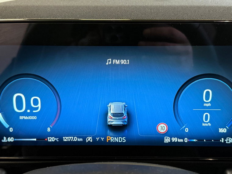 Vehicle Image 16