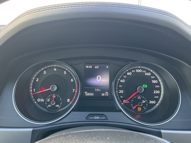 Vehicle Image 38