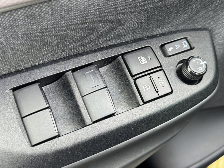 Vehicle Image 36