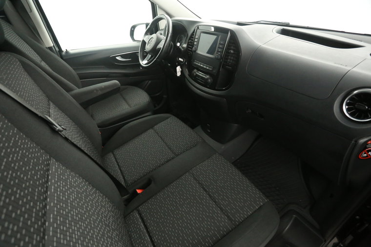 Vehicle Image 24