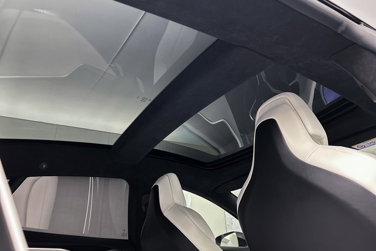 Vehicle Image 18
