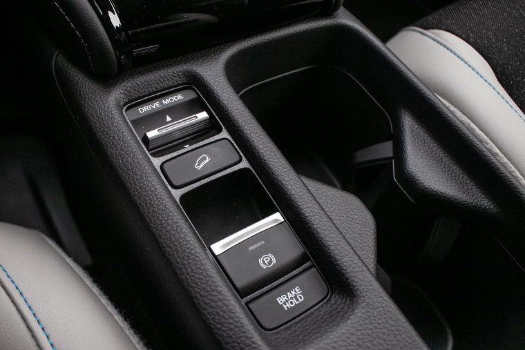 Vehicle Image 24