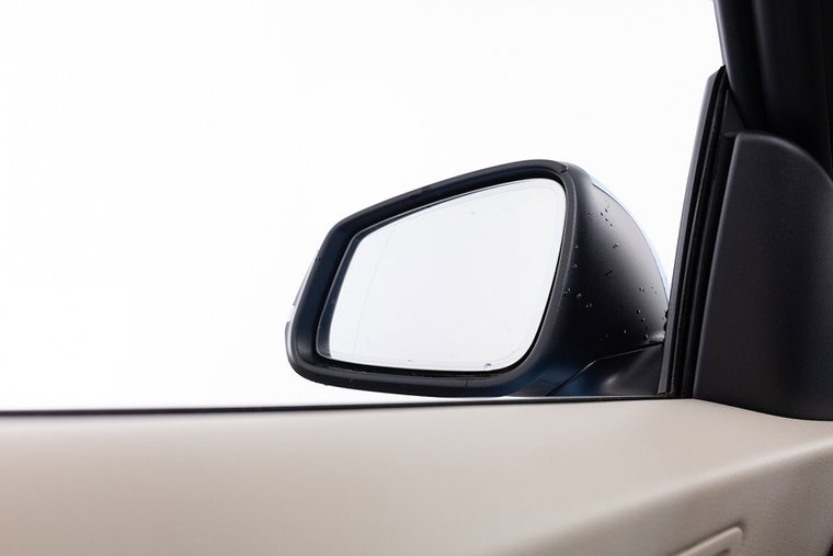 Vehicle Image 33