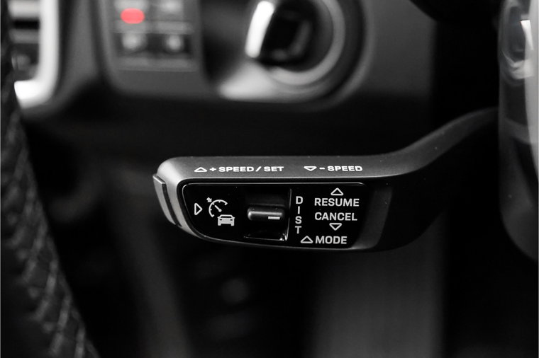 Vehicle Image 45
