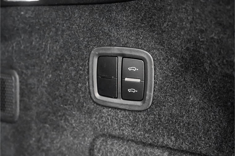 Vehicle Image 55