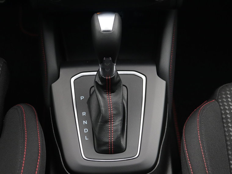 Vehicle Image 24