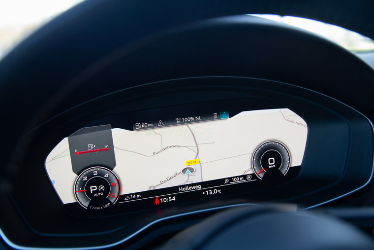 Vehicle Image 11