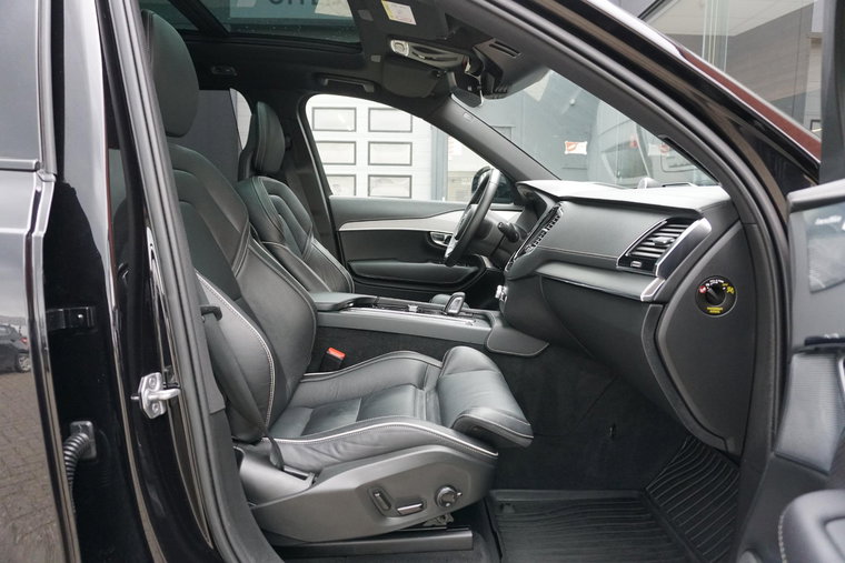 Vehicle Image 37
