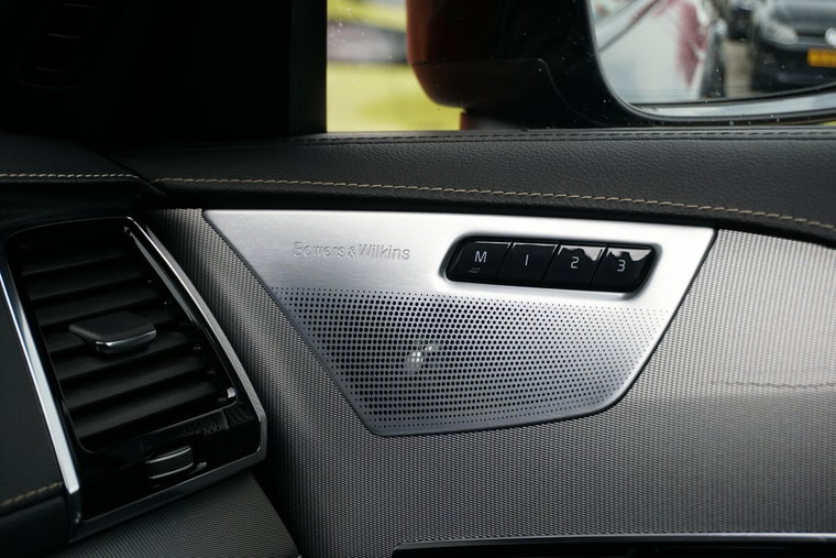 Vehicle Image 53