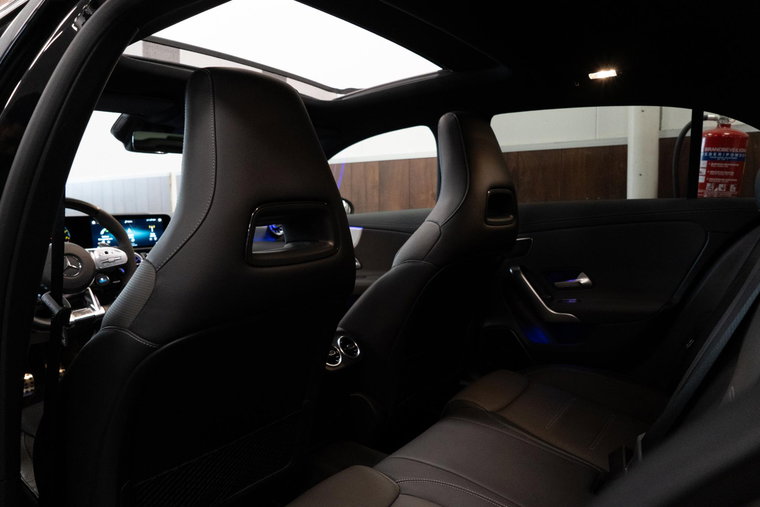 Vehicle Image 31