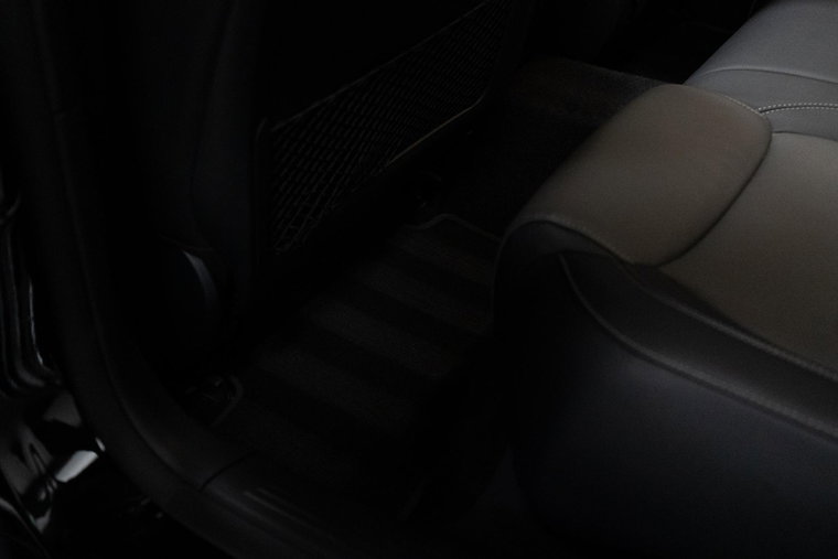 Vehicle Image 35