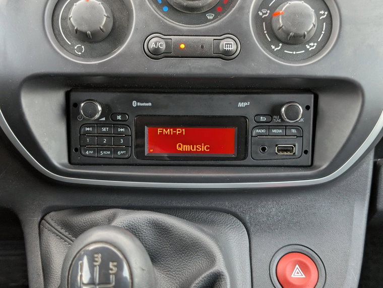 Vehicle Image 22
