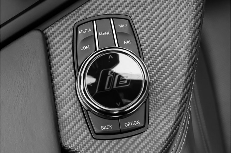 Vehicle Image 38