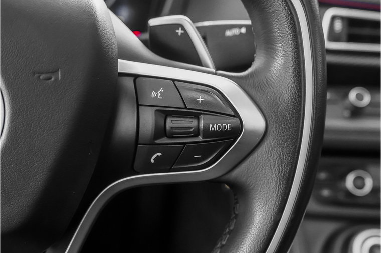 Vehicle Image 40