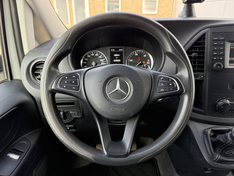 Vehicle Image 24