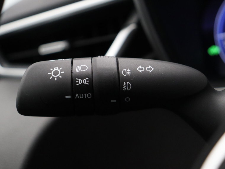 Vehicle Image 24