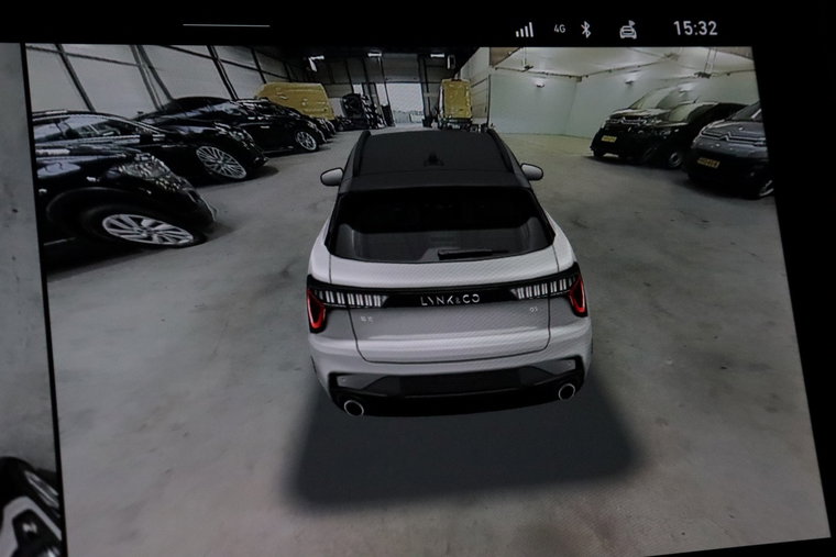 Vehicle Image 15