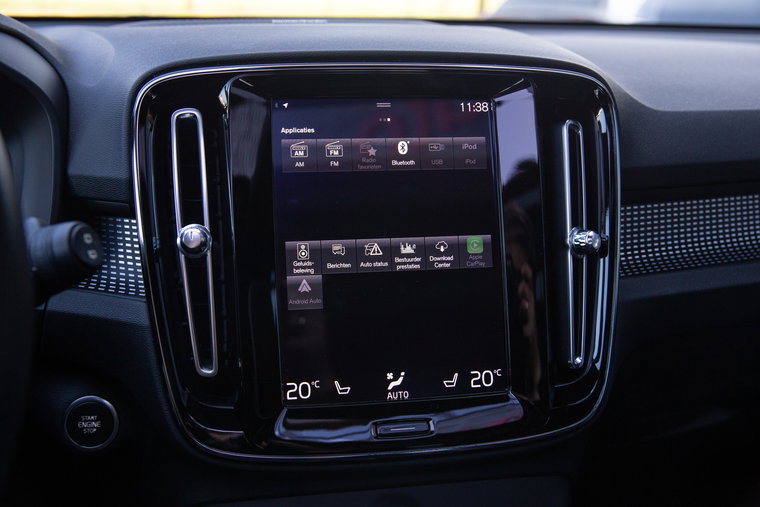 Vehicle Image 16