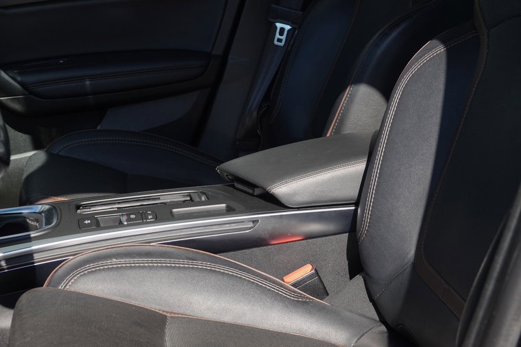 Vehicle Image 46