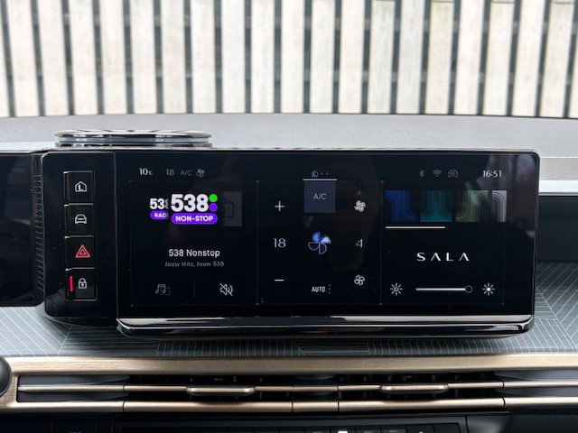 Vehicle Image 40