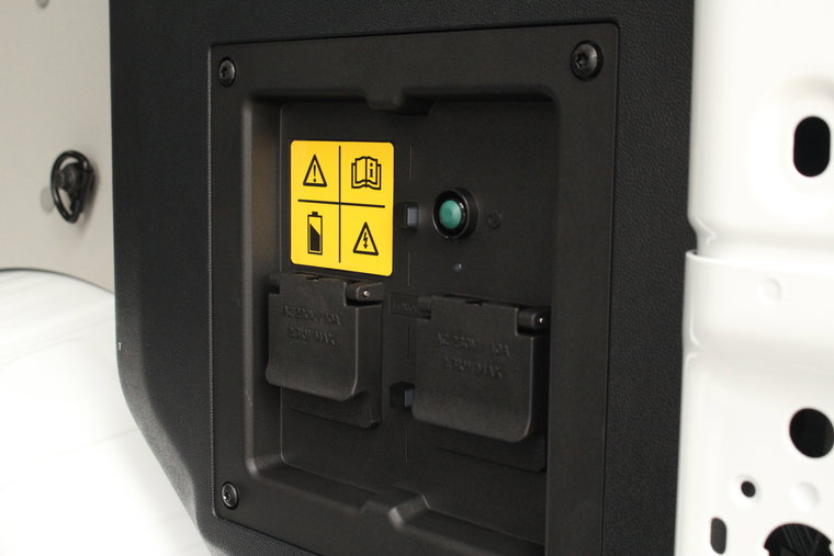 Vehicle Image 11