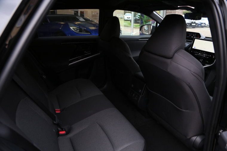 Vehicle Image 15