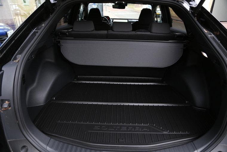 Vehicle Image 16