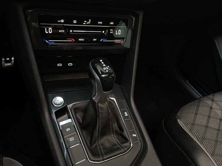 Vehicle Image 26