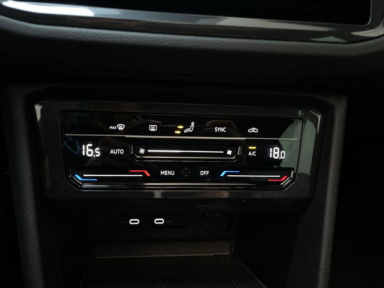 Vehicle Image 27