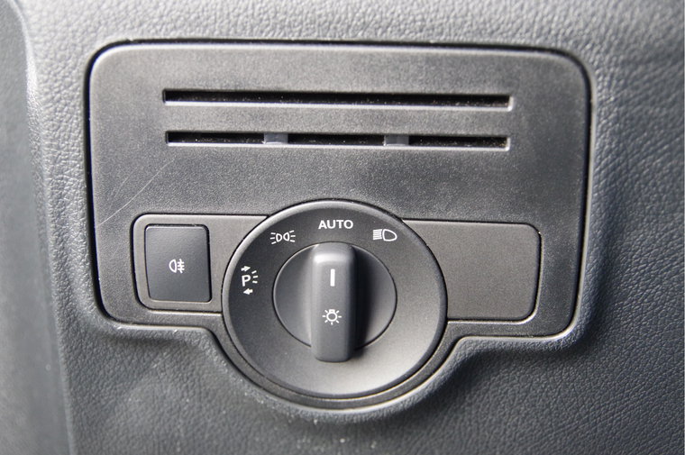 Vehicle Image 23
