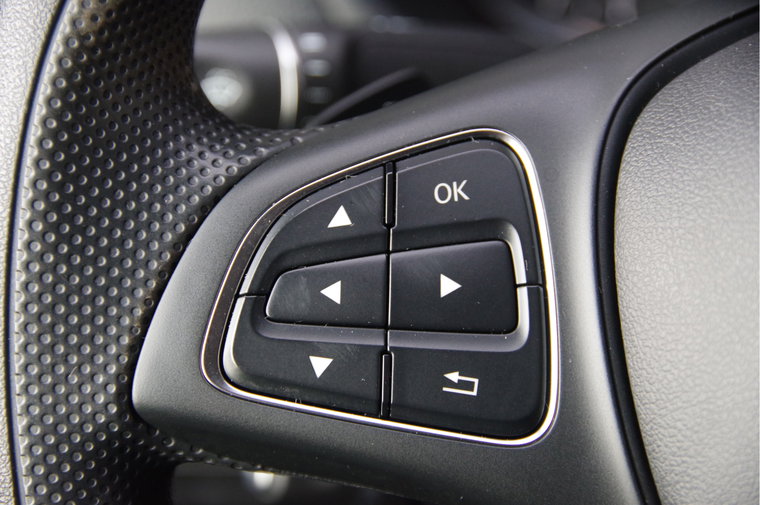 Vehicle Image 24