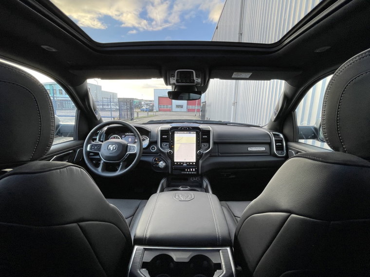 Vehicle Image 39