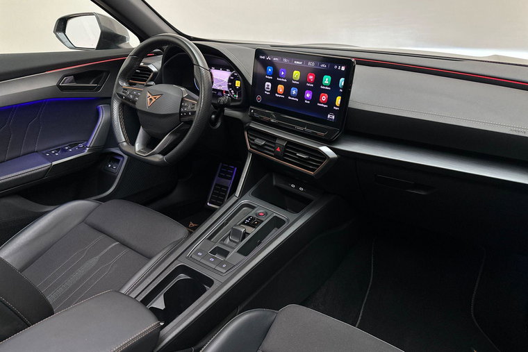 Vehicle Image 15