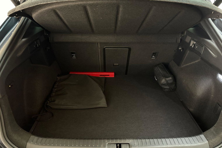 Vehicle Image 37