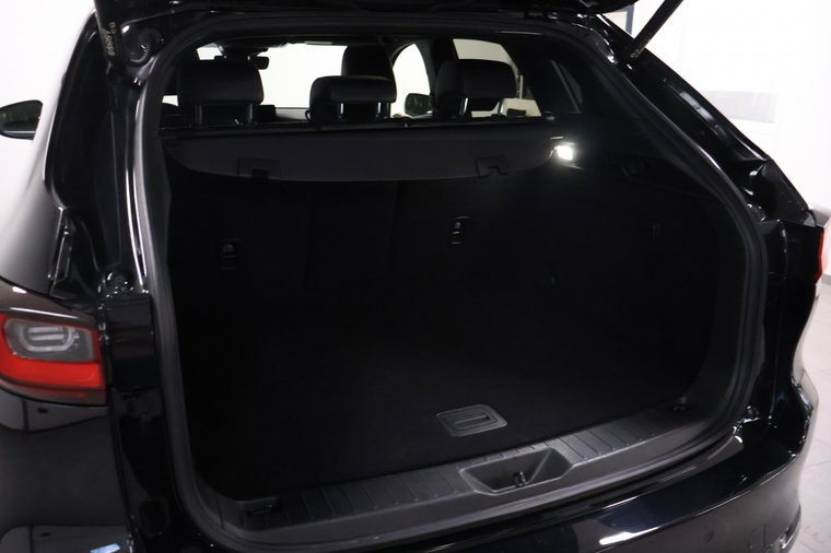 Vehicle Image 38