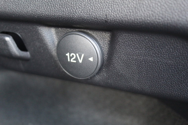 Vehicle Image 32
