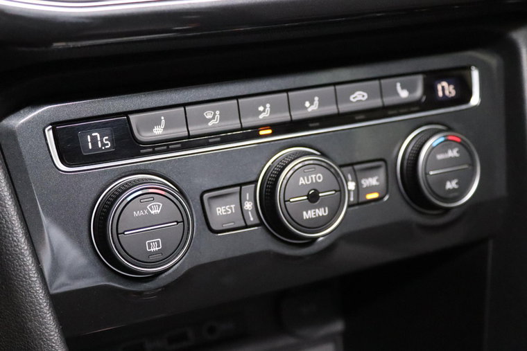 Vehicle Image 45
