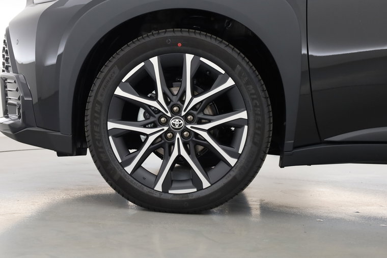 Vehicle Image 30
