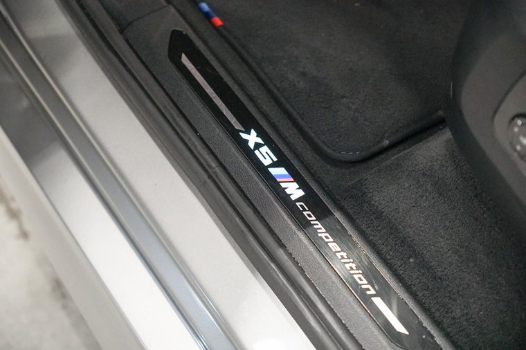 Vehicle Image 36
