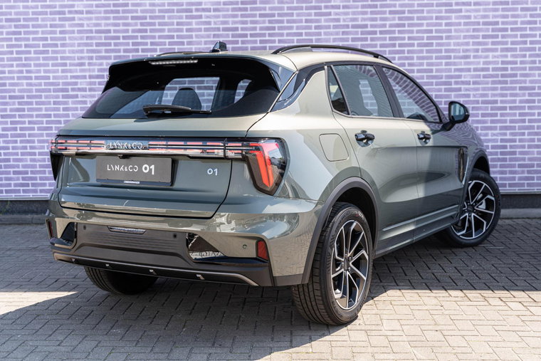 Vehicle Image 3